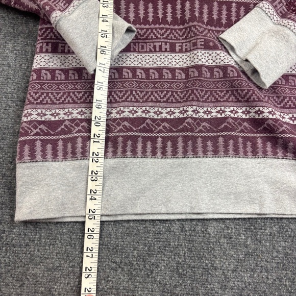 THE NORTH FACE Women’s Nordic Printed Terry Crewneck Sweatshirt Plum/Grey Medium - Picture 5 of 7